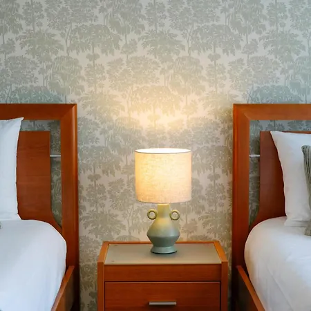 Sunrise House By Wanderlust Madeira - 2 Bedroom Sea View Hébergement de vacances Gaula