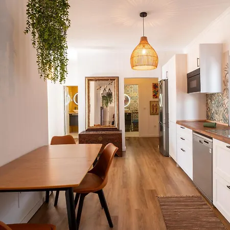 Sunrise House By Wanderlust Madeira - 2 Bedroom Sea View Hébergement de vacances Gaula