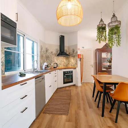 Sunrise House By Wanderlust Madeira - 2 Bedroom Sea View Semesterbostad